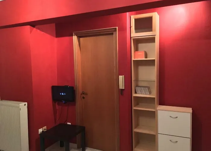Aleka\'S House